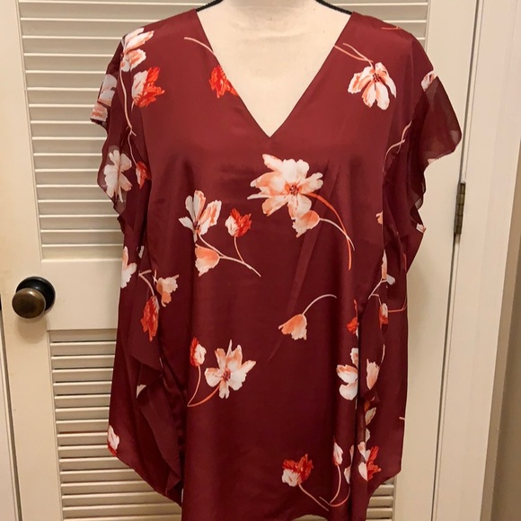 28. Lauren Ralph Lauren Blouse in Deep Crimson &Floral - Picture 2 of 10